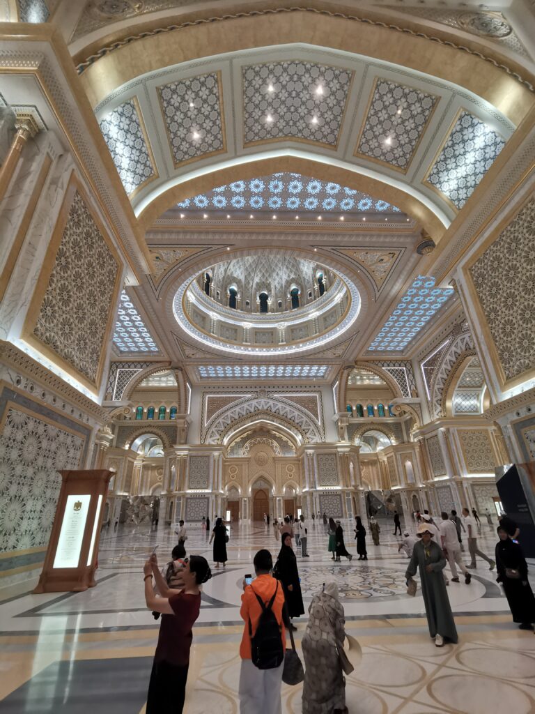 Qasr Al Watan, abu dhabi