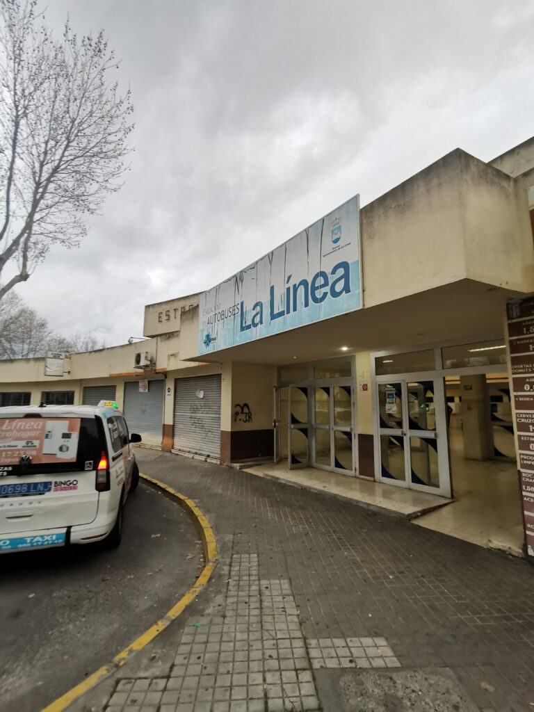 Bus stop in La Linea de la Conception